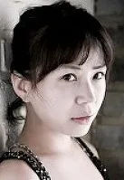 Portrait photograph of actress Kim Ro-Sa