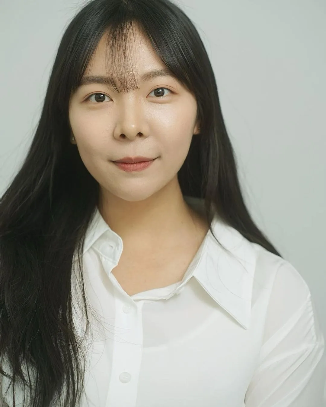 Uhm Hye-Soo promotional portrait