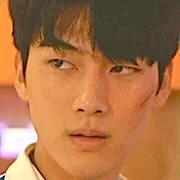 Hong Min-Gi as Jang Hyun-Ho
