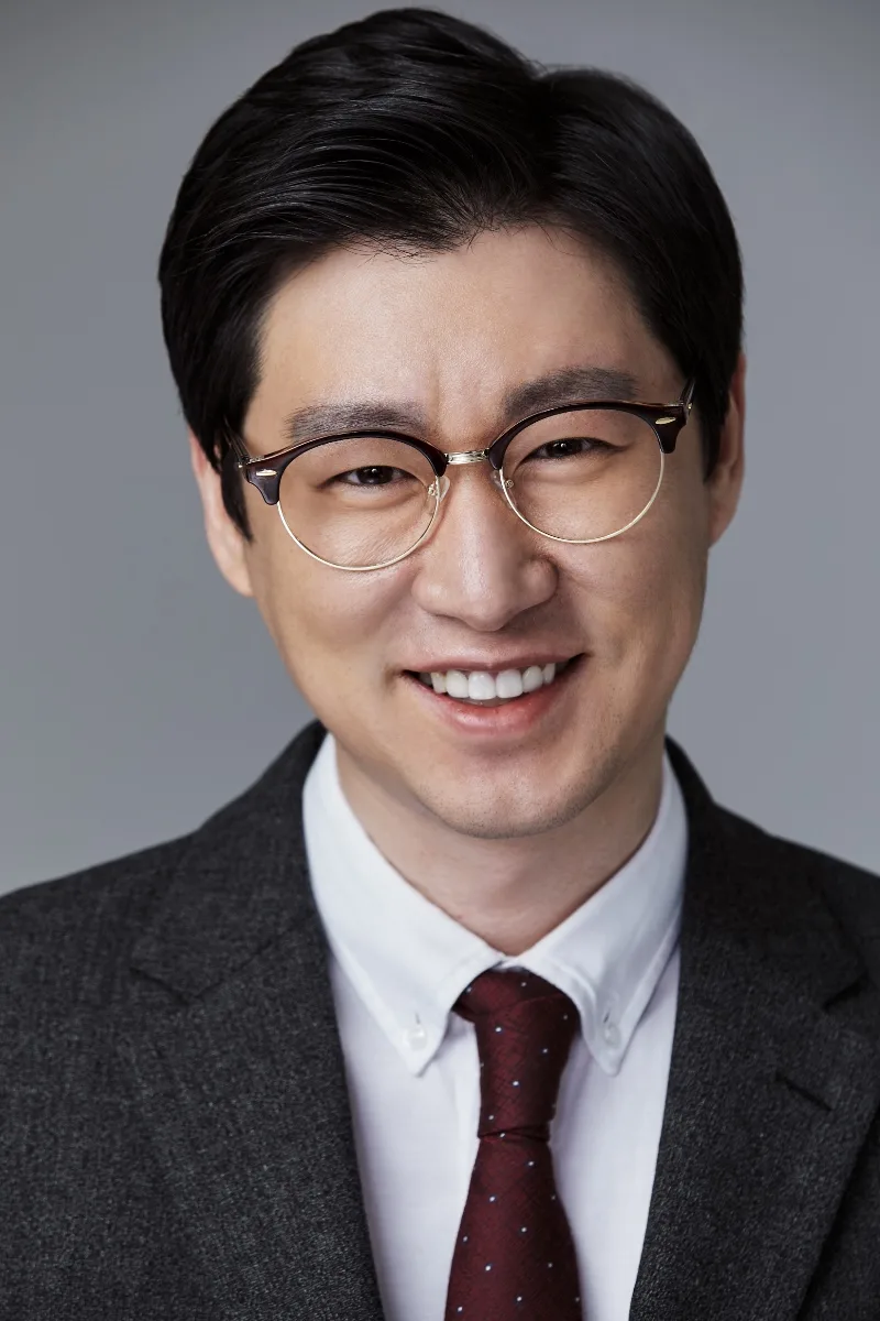 Portrait of South Korean actor Lee Jang-Ho