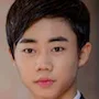 Park Ji-bin as Shin Woo-jae