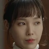 Yoon Jin-Sol as Kim Hee-Kyung