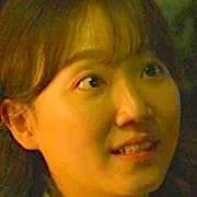Kim Hee-Won as assistant director