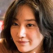 Jeon Jong-seo as Hae-mi