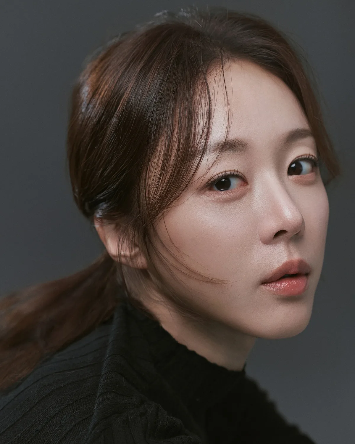 Portrait of South Korean actress Noh Zu