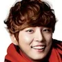 Yoon Si-yoon as Enrique Keum