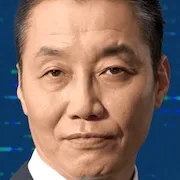 Yohei Matsukado as Hiroshi Hayami