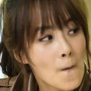 Actress Ryoo Hyoun-kyoung