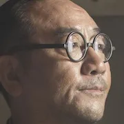 Kim Hong-fa as Kim Goo