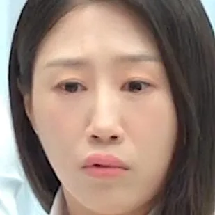 Lee Ye-Ji