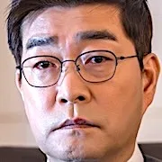 Actor Son Hyun-joo