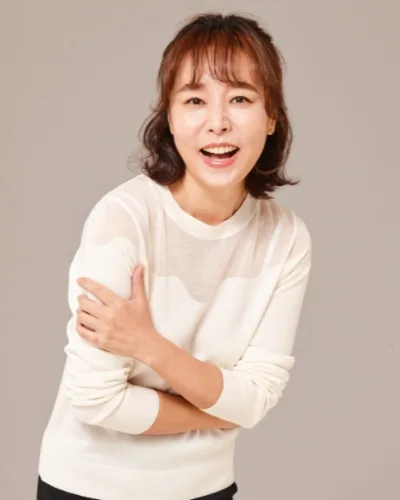 Portrait of South Korean actress Cha Young-Mi