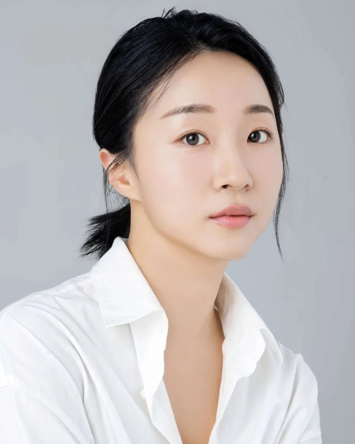 Portrait of Cho Su-Yeon
