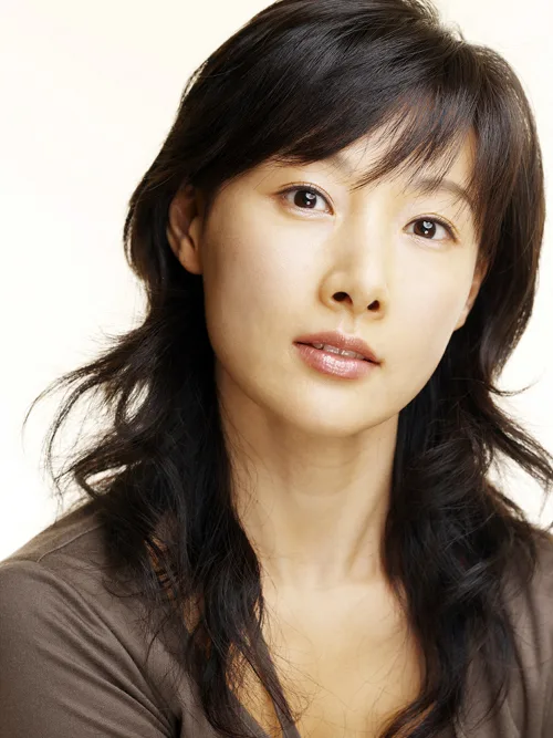 Do Ji-Won profile photograph