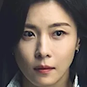 Ha Ji-Won portraying Chu Sang-Ah