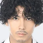 Kento Kaku as Kiyoharu Yusa