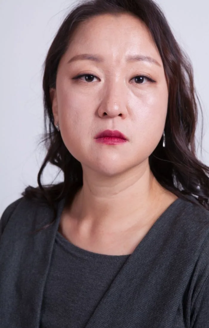 Profile photograph of actress Lee Hyun