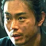 Masaki Suda portraying Kanbee Kuroda