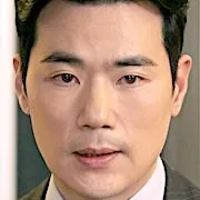Kim Kang-Woo