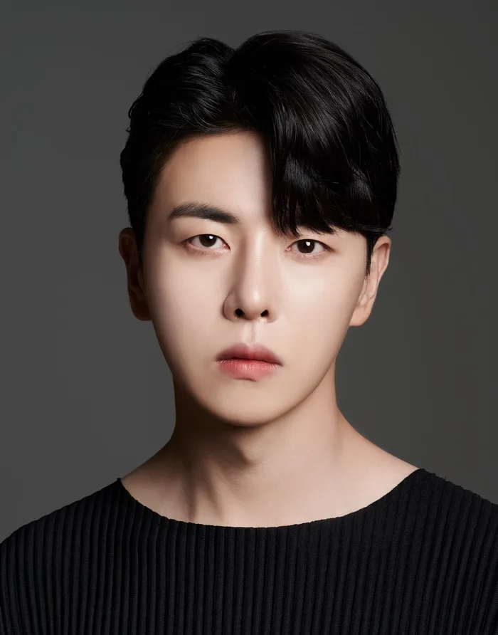 Ji Yun-Seong portrait photograph