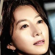 Kim Hee-Ae as Choi Young-Jin