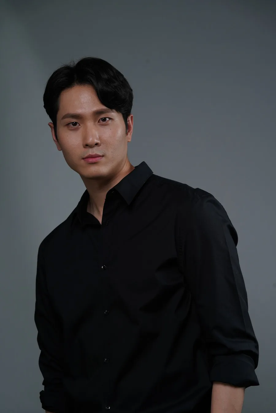 Roh Goo-Jong profile photograph