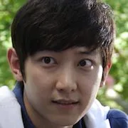 Lee Jung-Hyuk as young Son Jin-Ho