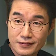 Actor Song Young-Kyu