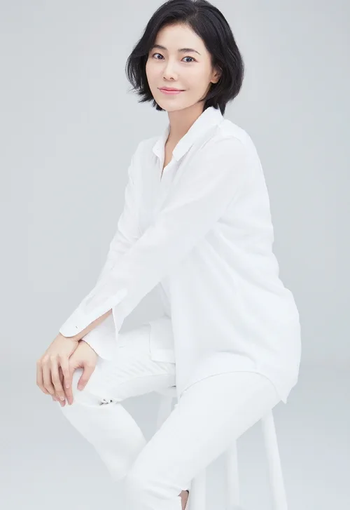 Choi Yu-Ha actress portrait
