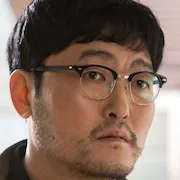 Actor Lee Joon-hyuk