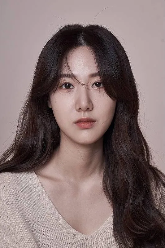 Profile photograph of actress Jo A-Jin