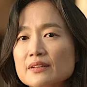 Choi Hee-Jin as Yoon Mi-Jung