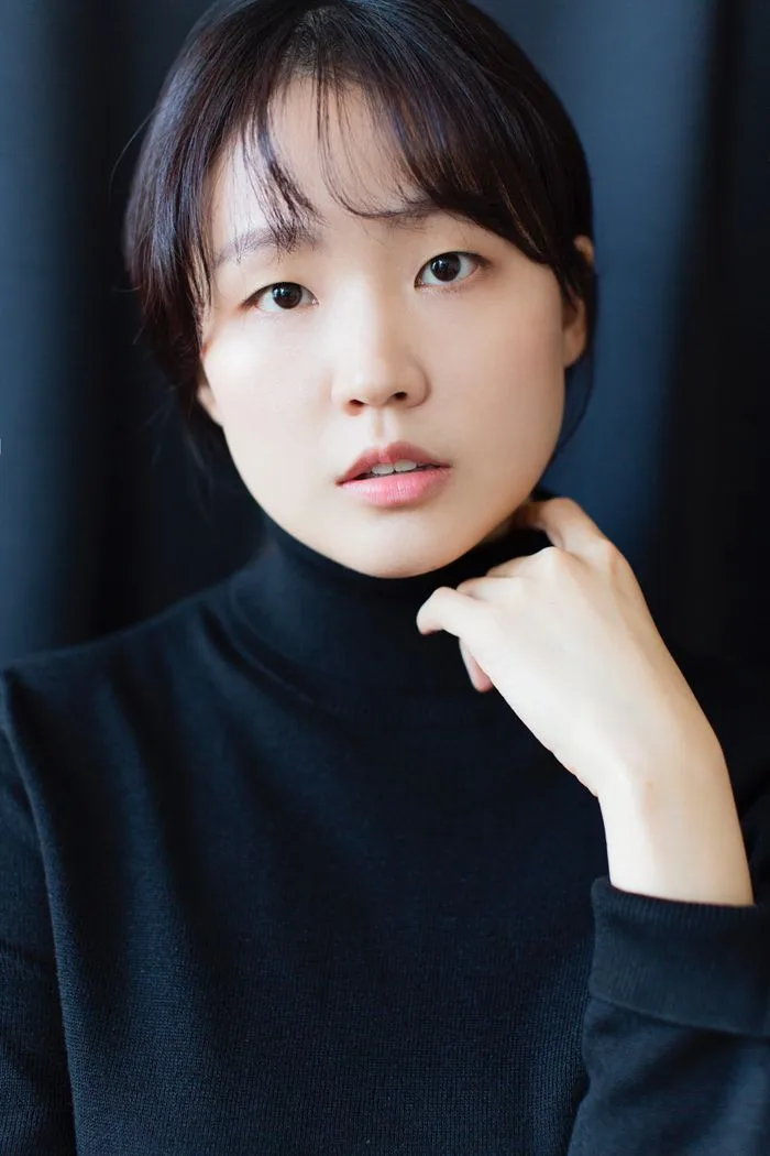 Lee Ja-Yeon profile photograph
