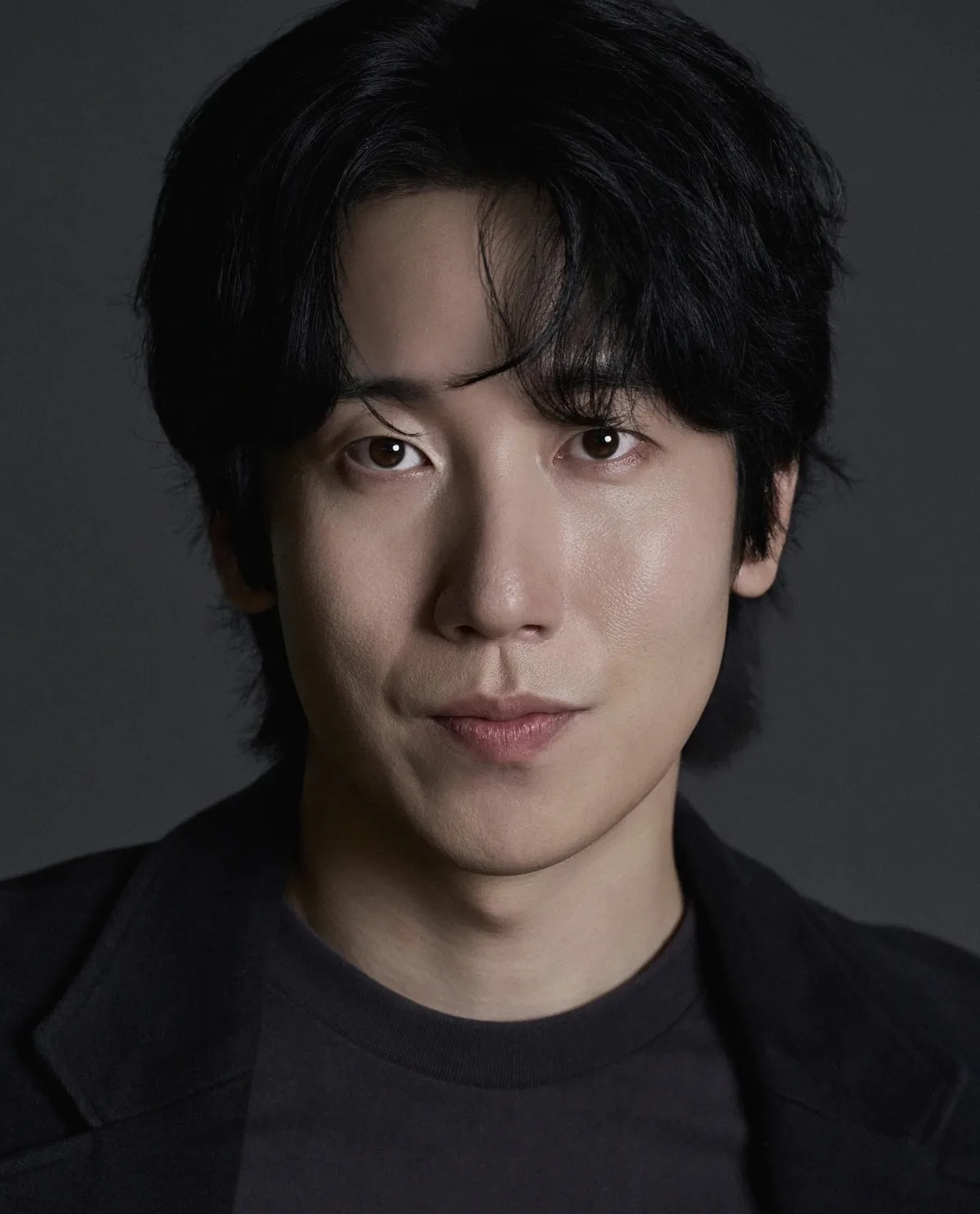 Profile photograph of South Korean actor Yoo Hyun-Jong