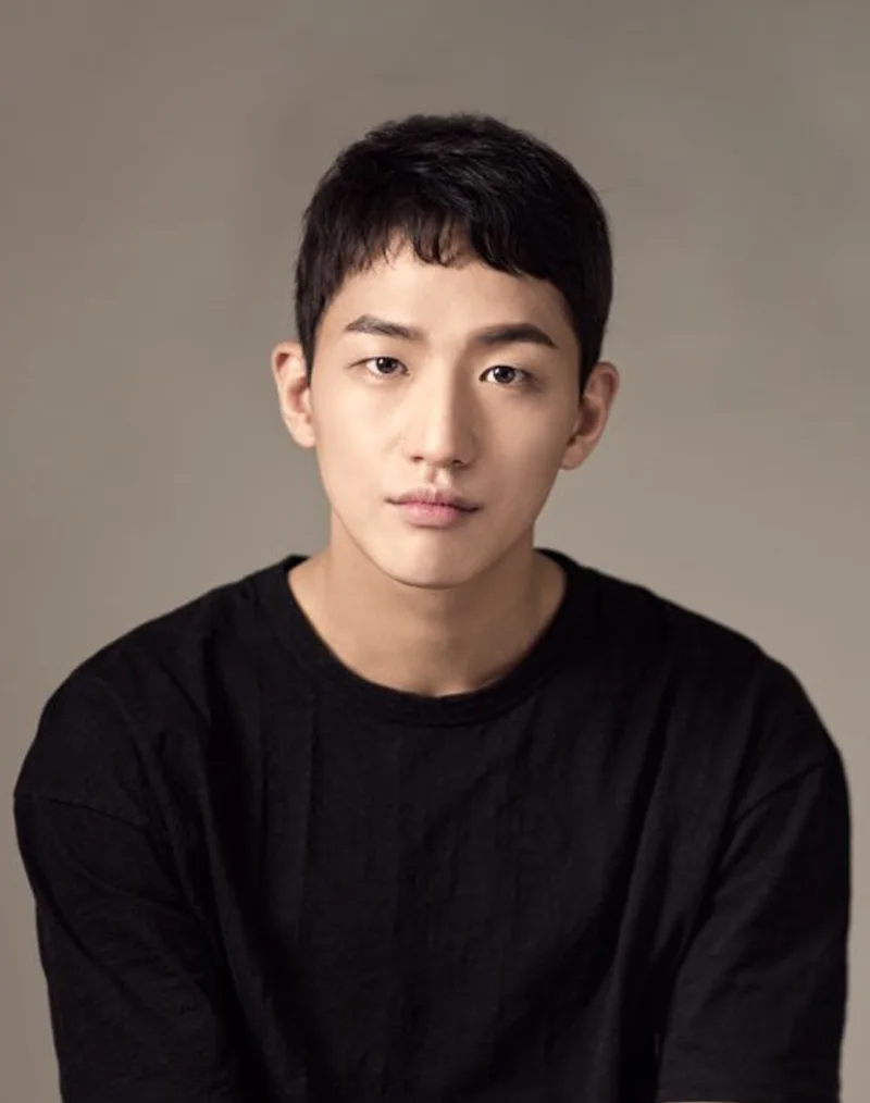 Yoo Hee-Je portrait photograph