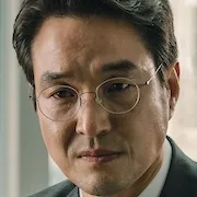 Han Suk-Kyu as Koo Myung-Hui