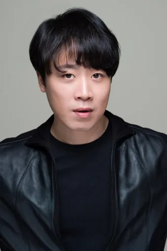 Portrait of South Korean actor Yun Woo-Sang