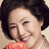 Actress Ko Du-shim