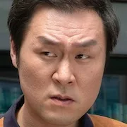 Yoon Kyung-Ho as Kim Dong-Hwa