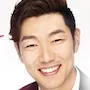 Lee Jong-Hyuk as Lee Jung-Rok