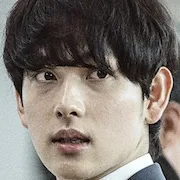 Actor Yim Si-wan