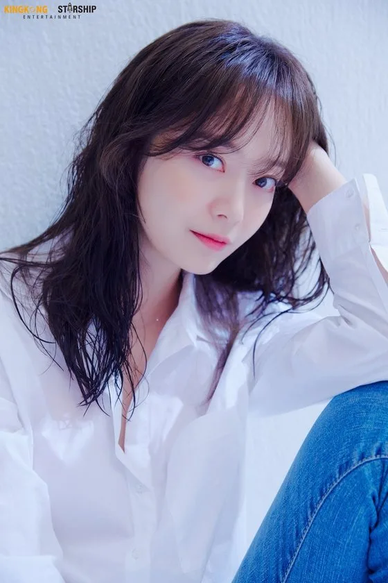 Portrait of South Korean actress Jeon So-Min