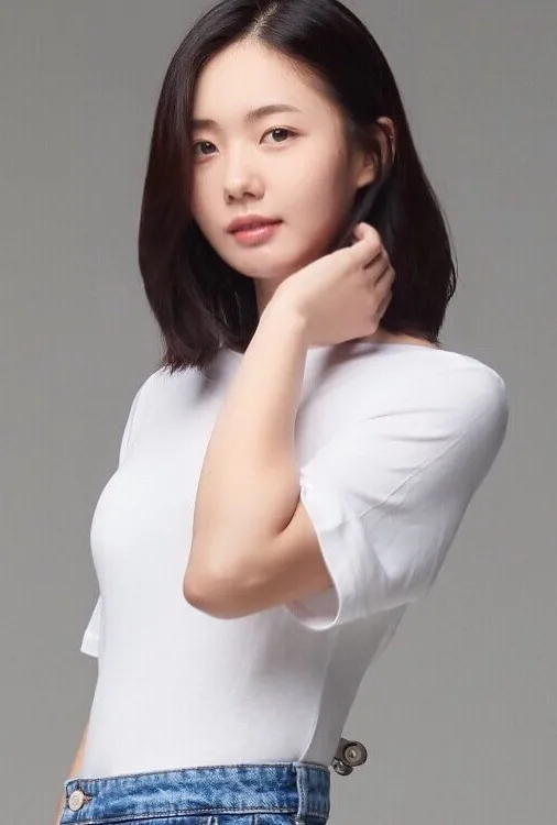 Actress Yoo Jae-Yi portrait photograph