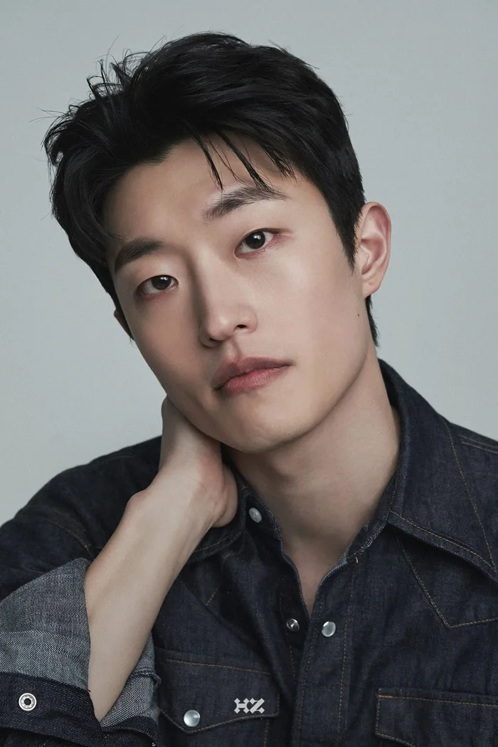 Portrait of South Korean actor Ryu Hae-Jun