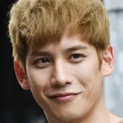 Park Ki-Woong