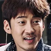 Yoon Kye-sang as Do-hoon