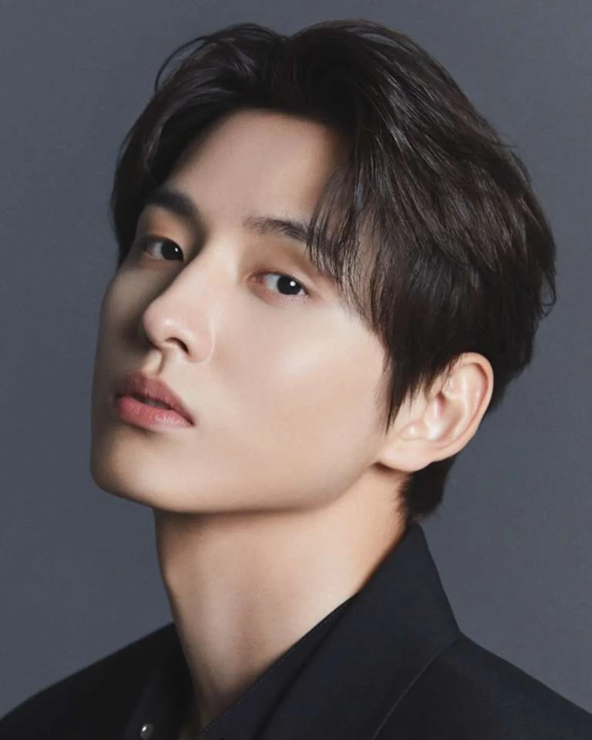 Profile photograph of South Korean actor Kim Dong-Kyu
