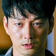 Lee Hyun-wook as Lee Sang-chul
