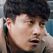 Choi Dae-Chul as Kong Chang-Bong