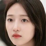 Pyo Ye-jin as On Yoo-ri